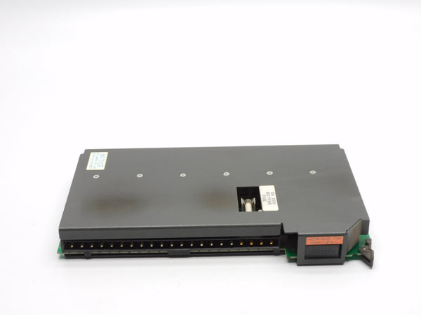 ALLEN BRADLEY 1771-OAD 12-120VAC 8A (NO TERMINAL) UNMP