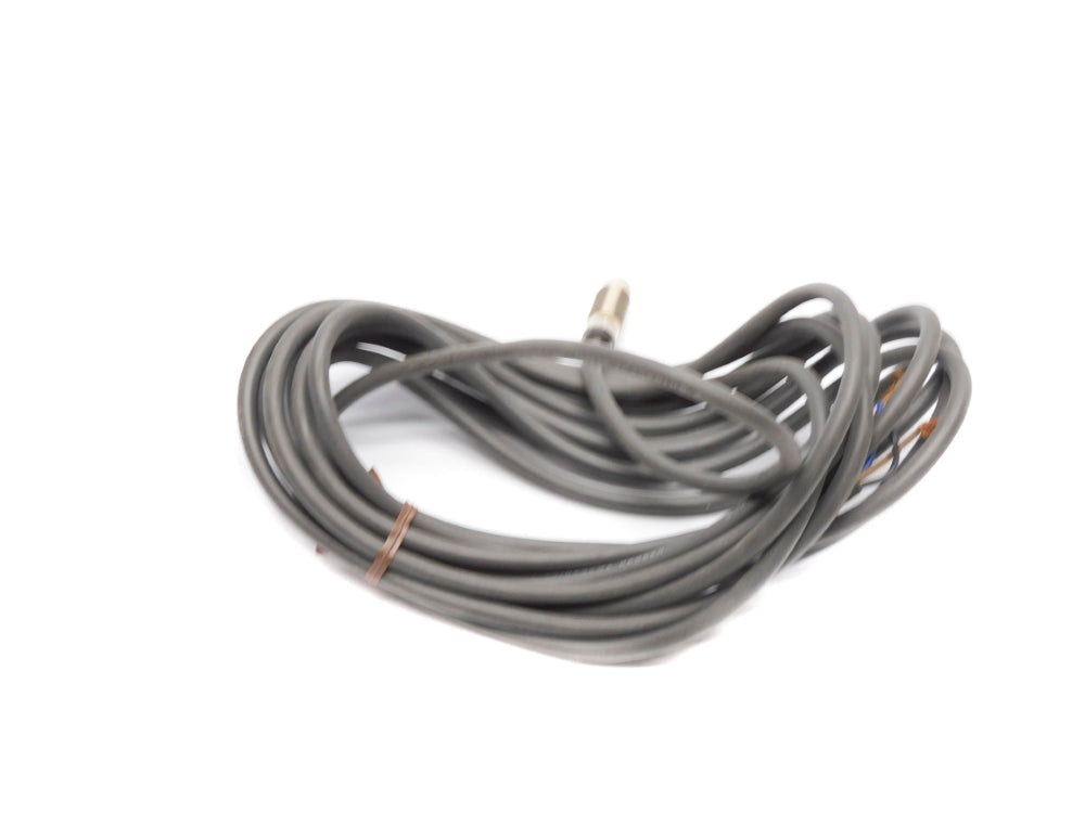 OMRON E2E-X5ME1 24VDC UNMP