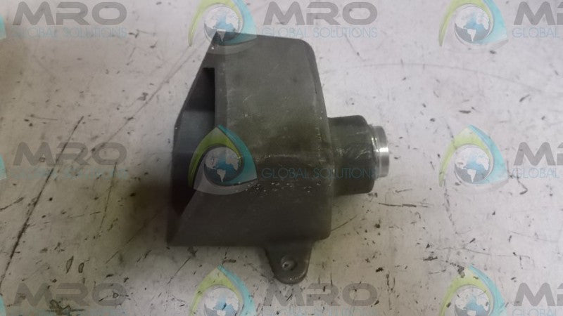 LOT OF 2 CROUSE-HINDS ARE23 RECEPTACLE HOUSING  NSMP