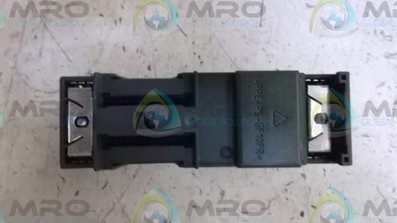 SIEMENS SIMATIC S7 6ES7332-5HD01-0AB0 OUTPUT MODULE  UNMP