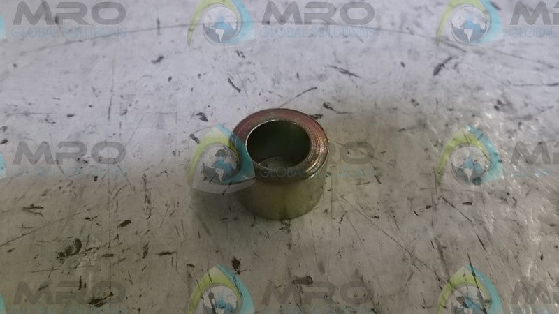 LOT OF 200 MBSH-500-1/2 SLEEVE NSMP
