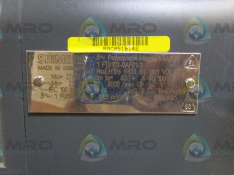 SIEMENS 1FT5102-0AF01-2 MOTOR  UNMP