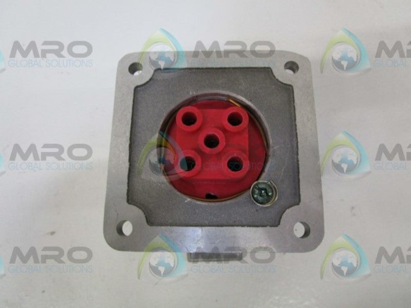 CROUSE-HINDS AR351S22 PLUG  NSMP
