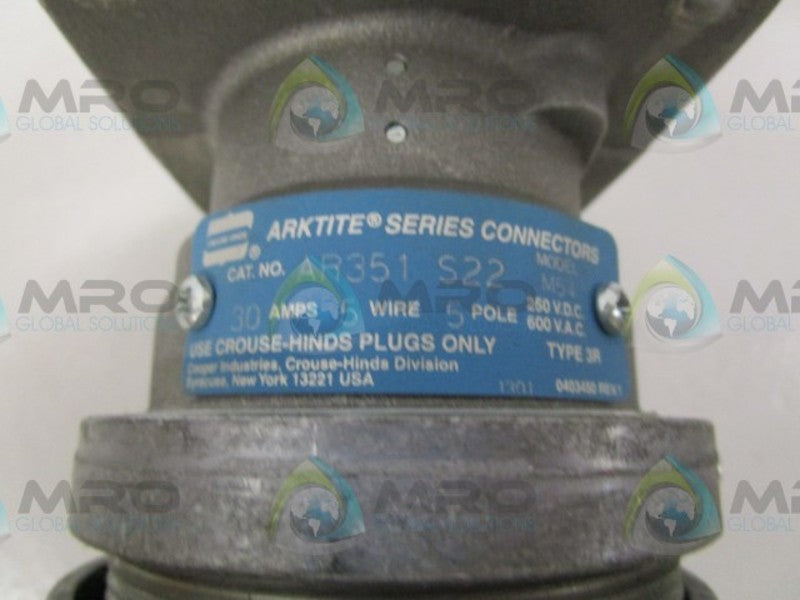 CROUSE-HINDS AR351S22 PLUG  NSMP