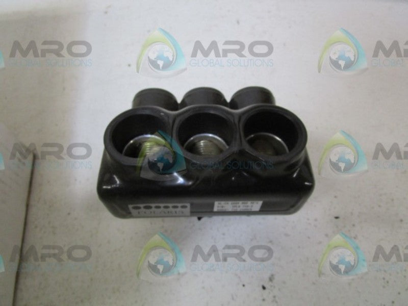 LOT OF 2 NSI IPLD 750-3 INSULATED PEDESTAL LUGS NSMP