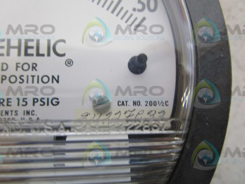DWYER 200 1/2 C PRESSURE GAUGE  NSMP