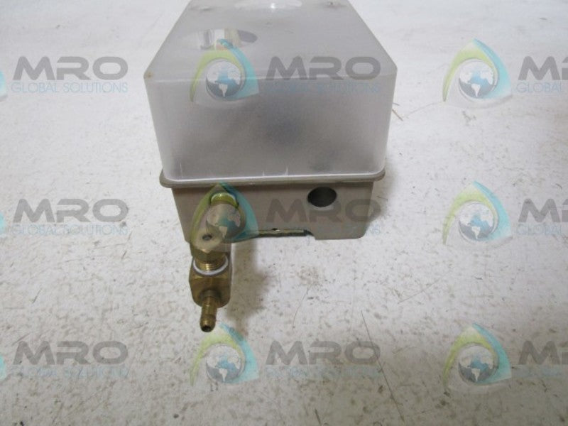 JOHNSON CONTROLS T-5312  UNMP