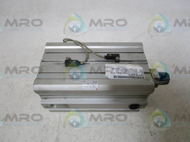 SMC CDQ2A100-125DCM-J79W-111G PNEUMATIC AIR CYLINDER NSNP