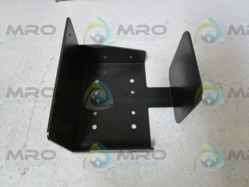 OMRON F39-LG1 MOUNTING BRACKET  NSMP