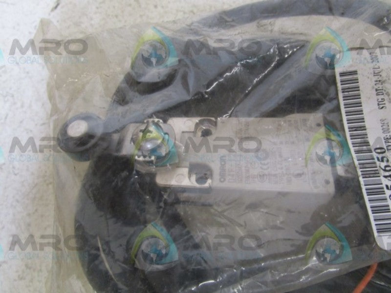 OMRON D4F-120-3D LIMIT SWITCH  NSMP