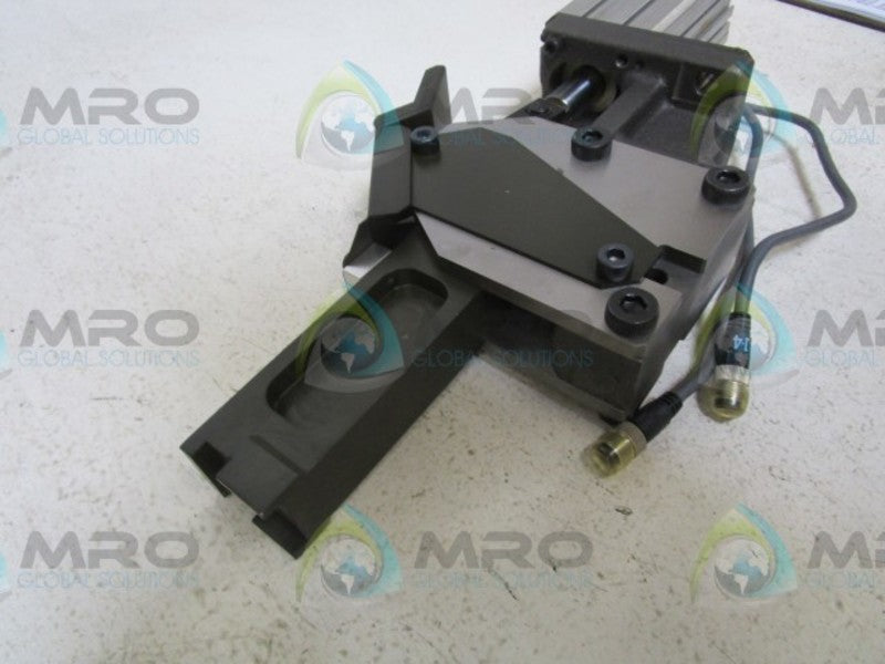 PARKER CKU-10S6-5065B-YF2-03B0135 CAM CLAMP  NSNP