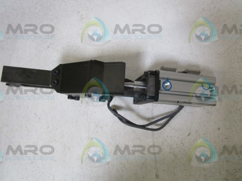 PARKER CKU-10S6-5065B-YF2-03B0135 CAM CLAMP  NSNP