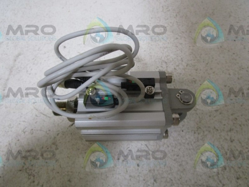SMC CDQ2D40-30DM-F79WSAPC CYLINDER  NSNP