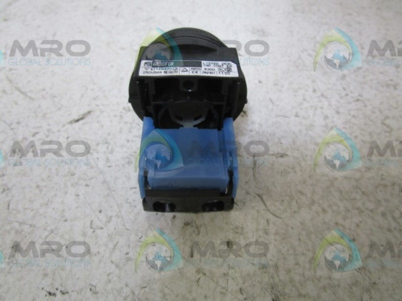 FUJI ELECTRIC AR30F0R-10W PUSH BUTTON  NSMP