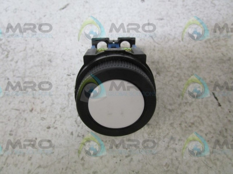 FUJI ELECTRIC AR30F0R-10W PUSH BUTTON  NSMP