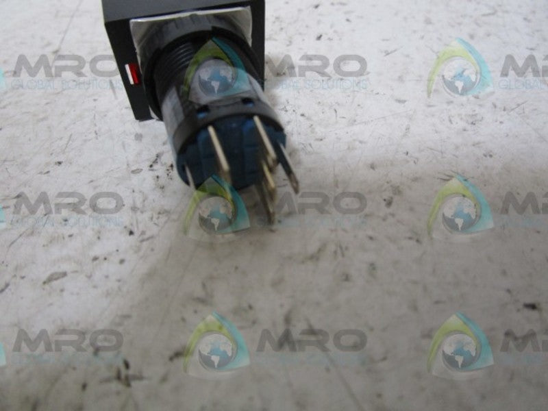 LOT OF 2 IDEC AL6G-M24R PUSH BUTTON NSMP