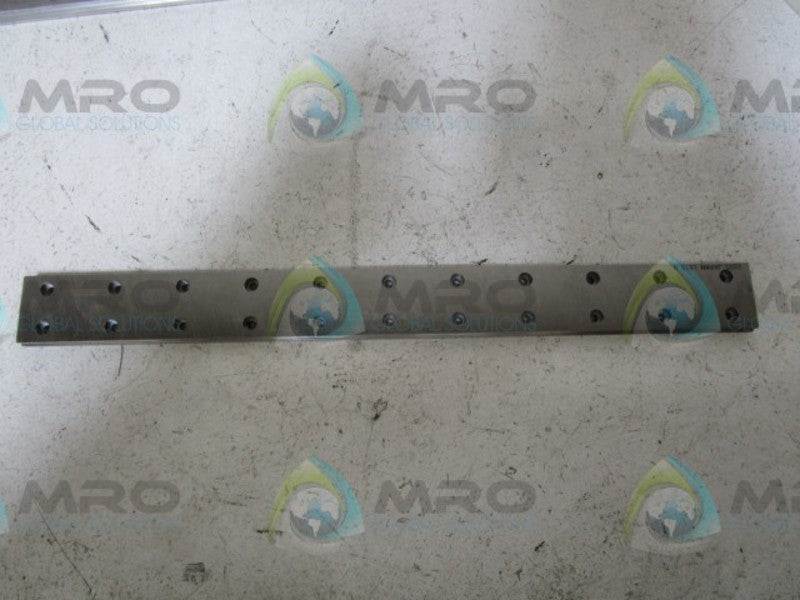 LOT OF 2 MISUM SAWL16-430 LINEAR RAIL NSNP