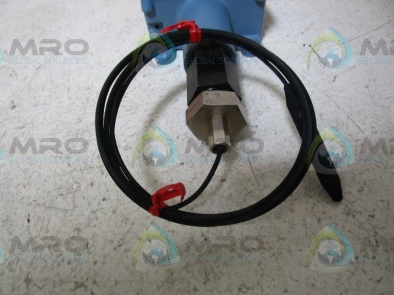 UNITED ELECTRIC 100-2BCB TEMPERATURE SWITCH  NSMP