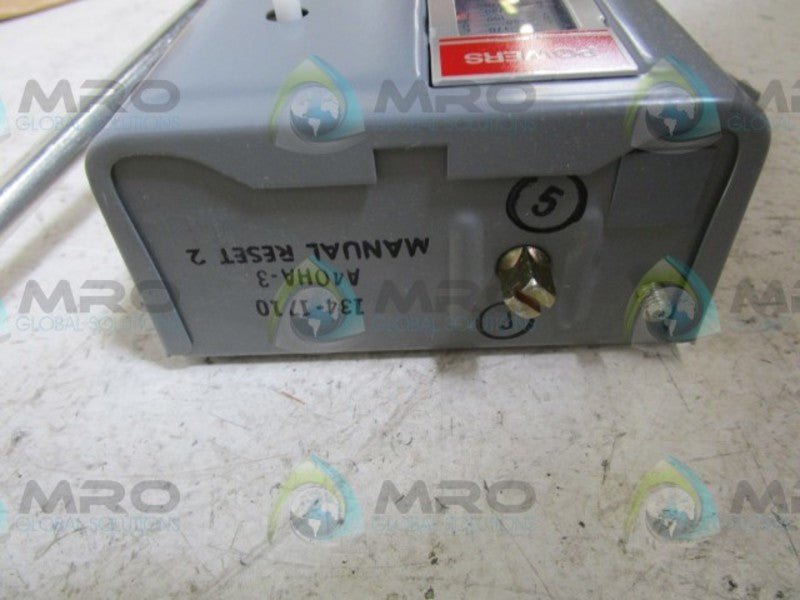 POWERS 134-1710 THERMOSTAT  NSMP