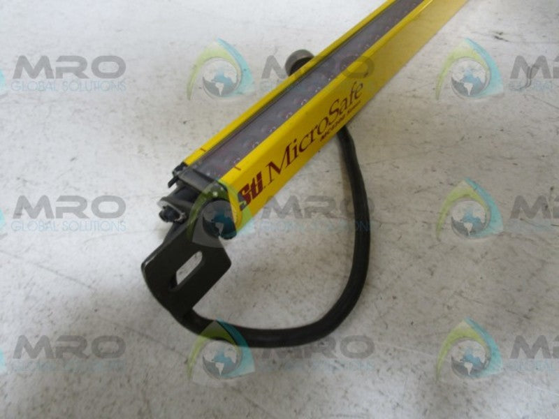 STI MC4220XE LIGHT CURTAIN TRANSMITTER  NSNP