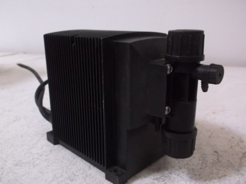 GRUNDFOS DME8-10-A-PP/E/C-F-21RRB DIGITAL METERING PUMP (AS PICTURED)  UNMP