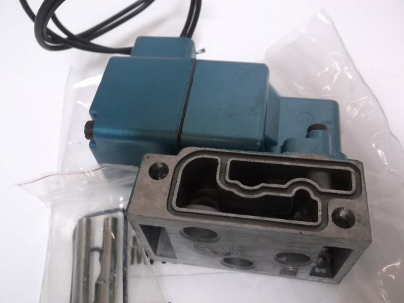 MAC 257B-111CAAA SOLENOID VALVE 110/120VAC  NSMP