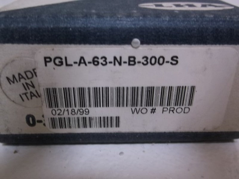 LHA PGL-A-63-N-B-300S LIQUID FILLED GAUGE 0-300 PSI  NSMP
