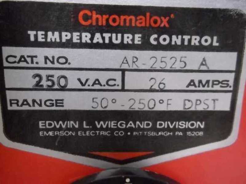 CHROMALOX ARMT 2305 IMMERSION HEATER 240V 3000W  NSMP