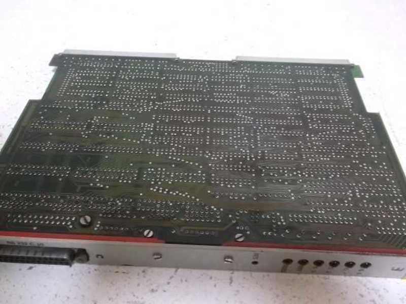 SIEMENS SIMATIC 6ES5 454-4UA12 OUTPUT MODULE C79040-A312-C28-02-87  UNMP