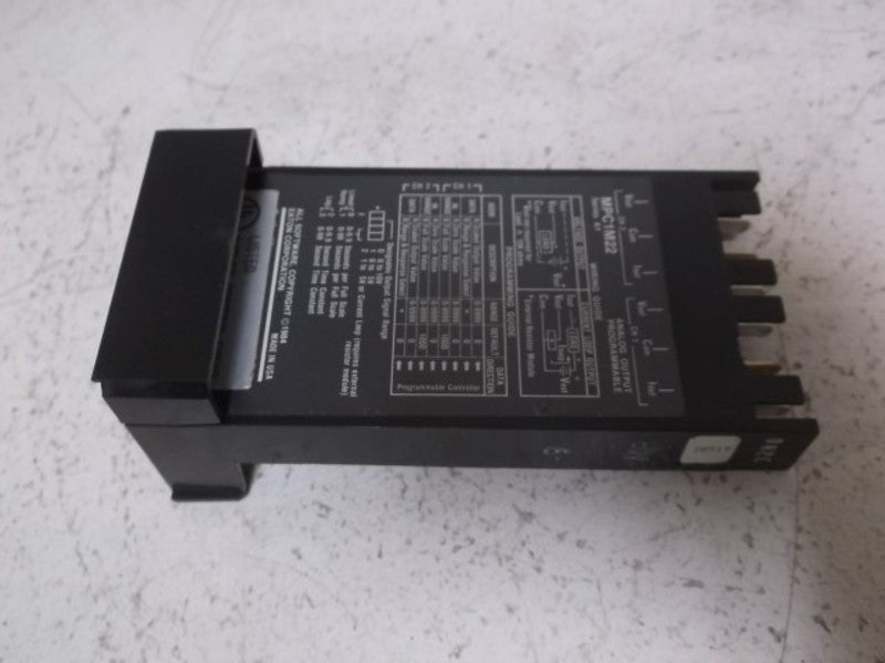 CUTLER HAMMER MPC1M22 OUTPUT MODULE ANALOG  UNMP