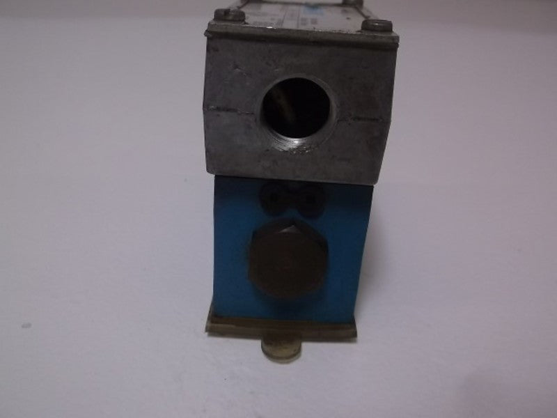 VICKERS DG4V-3-6F-M-W-B-40 DIRECTIONAL CONTROL VALVE  UNMP