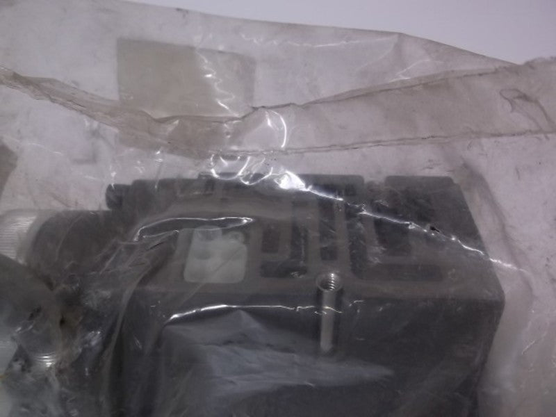 NUMATICS 152RS131J000000 MK15 REGULATOR W/ BASE  NSNP IN A BAG