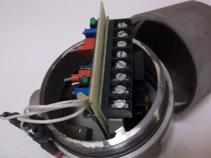 LEVELMARK 606 CAPACITANCE LEVEL SWITCH  UNMP
