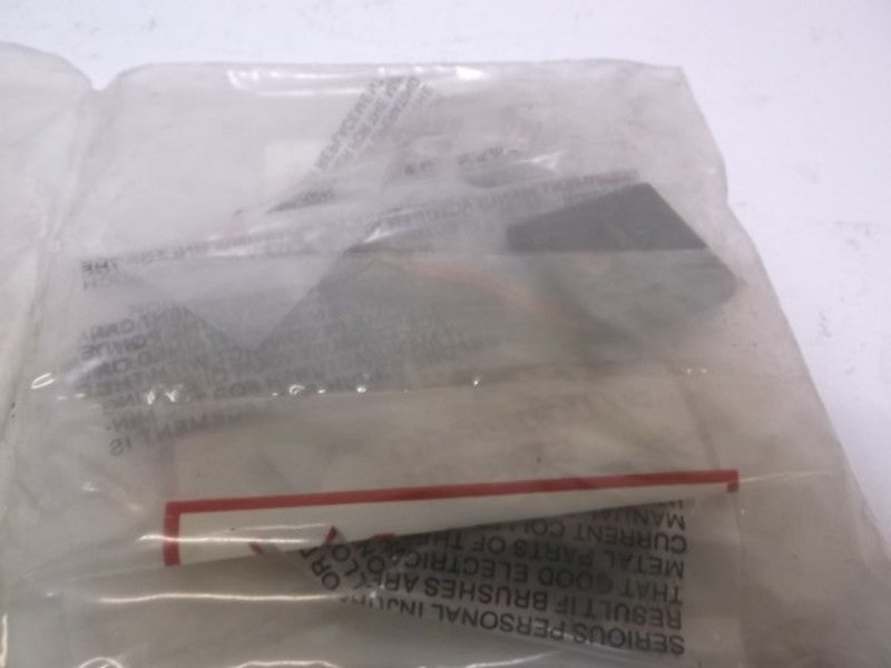 LOT OF 4 REPCO 1334324P01 CARBON BRUSH NSNP IN A BAG