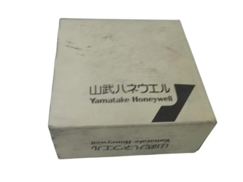 YAMATAKE-HONEYWELL FL2-20A6S PROXIMITY SWITCH  UNMP