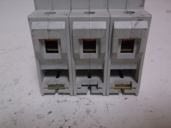 ENTRELEC GMT 10U CIRCUIT BREAKER 10A-240VAC  UNMP