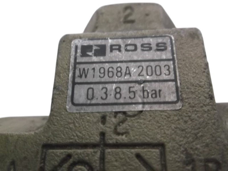 ROSS W1968A2003 SHUTTLE VALVE  UNMP