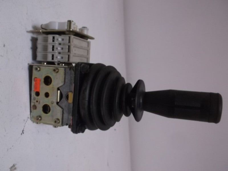 SENETT CONTROL VV62L/CR1408  UNMP