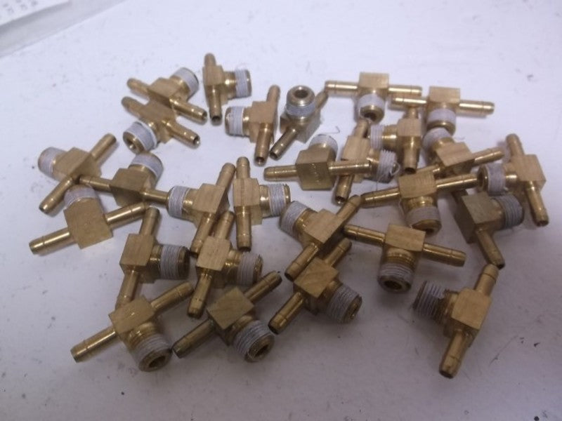 LOT OF 27 JOHNSON CONTROLS F-700-79 TEE ADAPTER NSNP