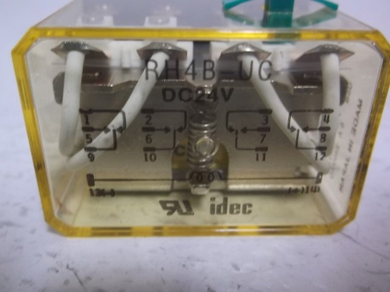 IDEC RH4B-UC RELAY 24VDC  NSMP