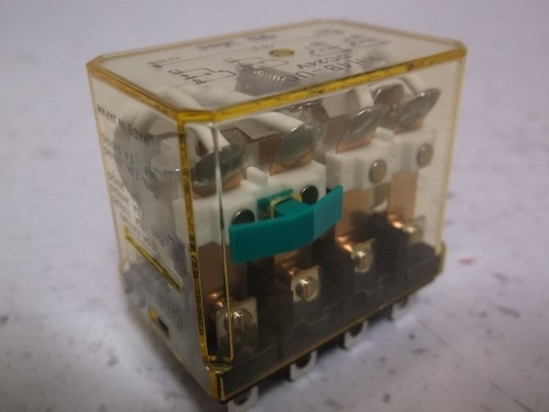 IDEC RH4B-UC RELAY 24VDC  NSMP