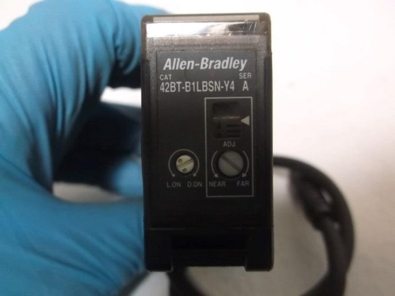 ALLEN BRADLEY 42BT-B1LBSN-Y4 SER. A PHOTOELECTRIC SENSOR  UNMP