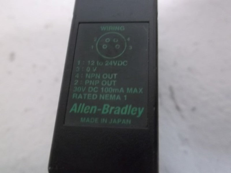 ALLEN BRADLEY 42BT-B1LBSN-Y4 SER. A PHOTOELECTRIC SENSOR  UNMP