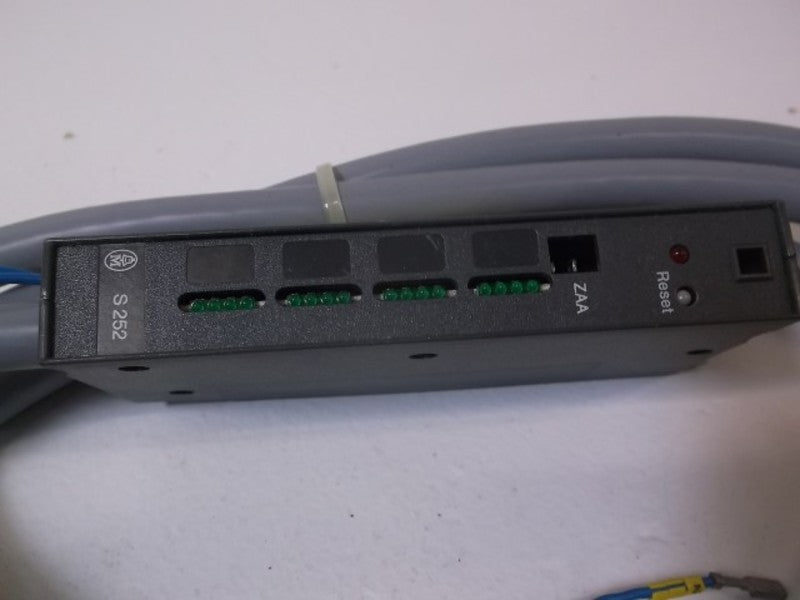KLOCKNER-MOELLER S252-VL300 INTERFACE MODULE REMOTE I/O  NSMP