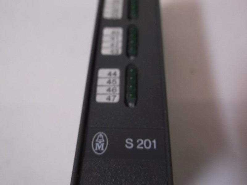 KLOCKNER-MOELLER S-201-VL300 I/O MODULE  UNMP