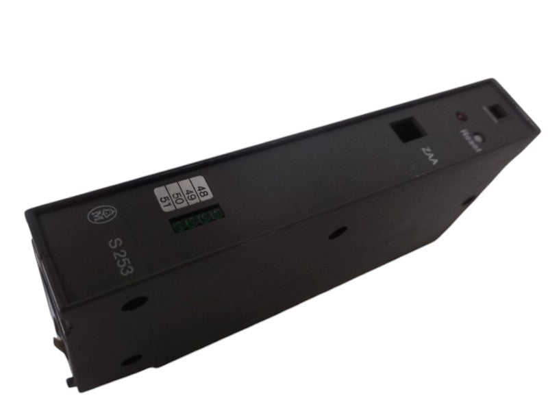 KLOCKNER-MOELLER S-253-VL300 I/O MODULE 24VDC  UNMP