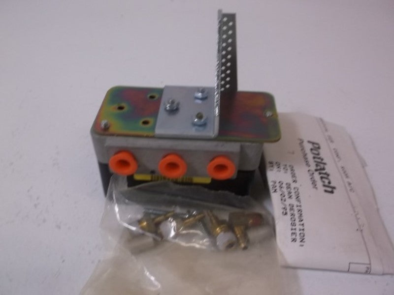 JOHNSON CONTROLS V-9502-15 V-3000 POSITIONER LESS SPRING  NSMP