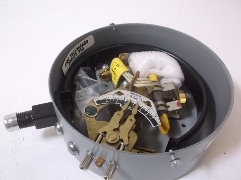 MERCOID DA-21-153 RG-6S PRESSURE SWITCH (AS PICTURED NO COVER)  NSMP