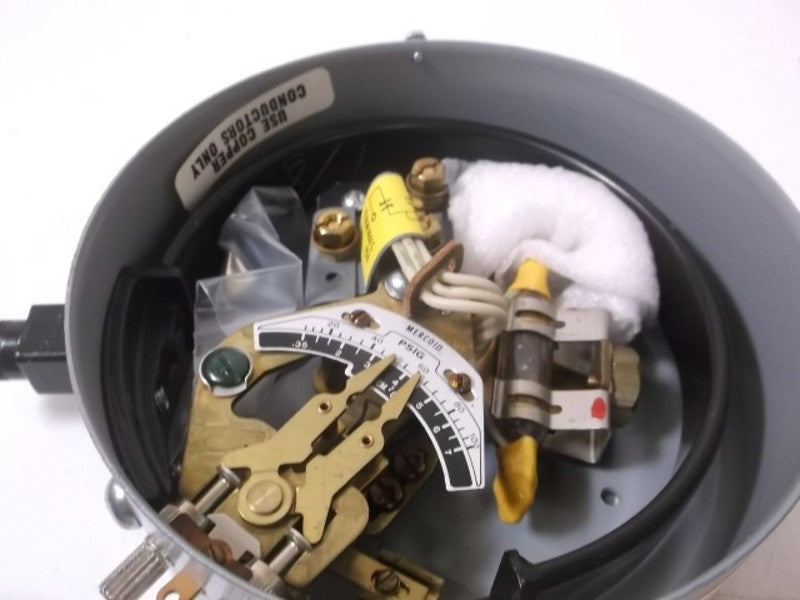 MERCOID DA-21-153 RG-6S PRESSURE SWITCH (AS PICTURED NO COVER)  NSMP