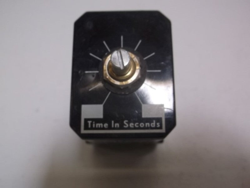 MEC DM0K230A15 TIMER  UNMP